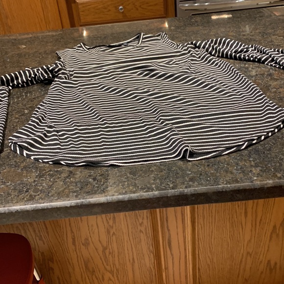 APT 9 - Picture 4 of 4